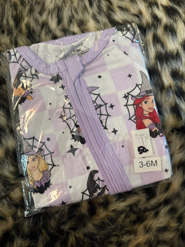 50. PRINCESS HALLOWEEN DREAMLAND LONG SLEEVE SLEEPER - Bamboo - 3/6M